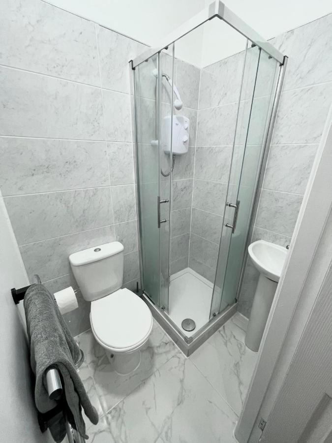 Self Contained Studio In Bham City Centre W Parking Бірмінгем Екстер'єр фото